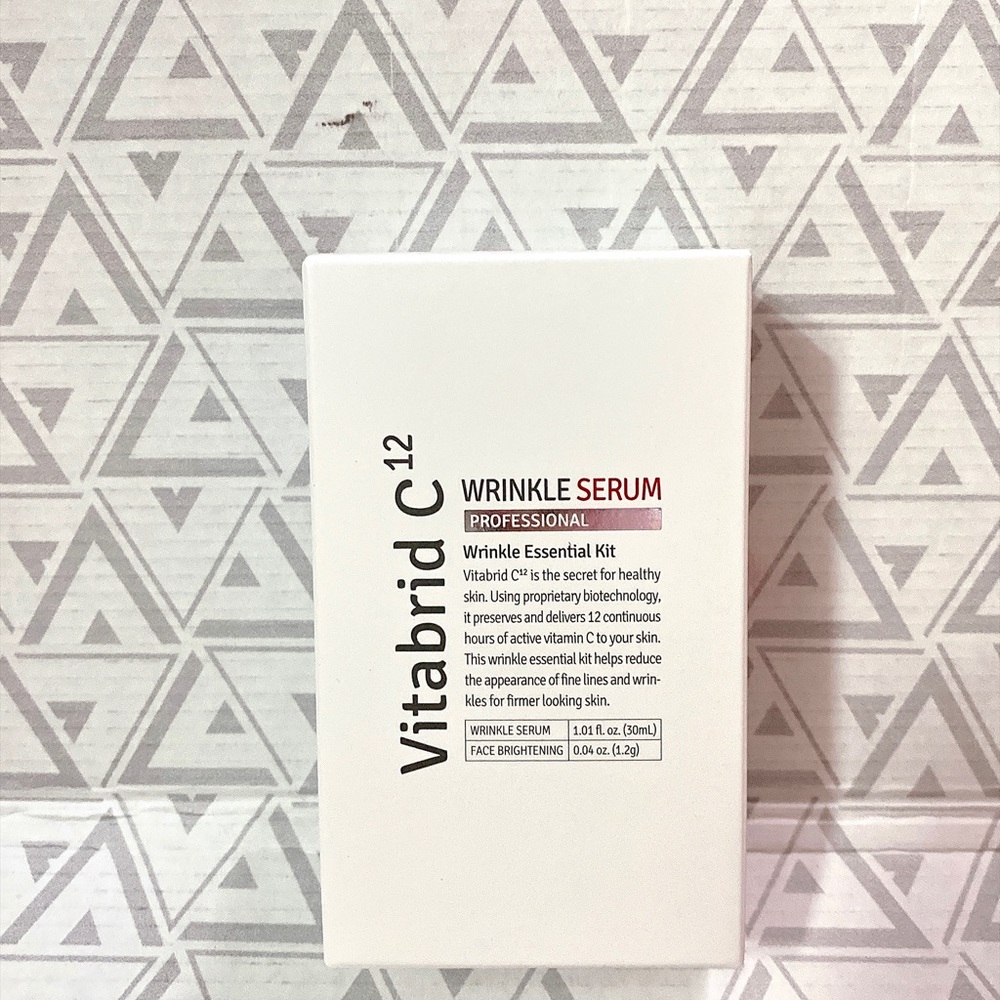 New sealed, Vitabrid C12 wrinkle serum professional set